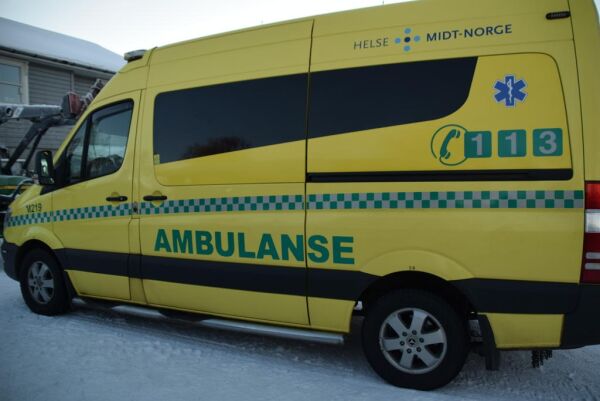 Bil i grøfta ved Naklingssvingene