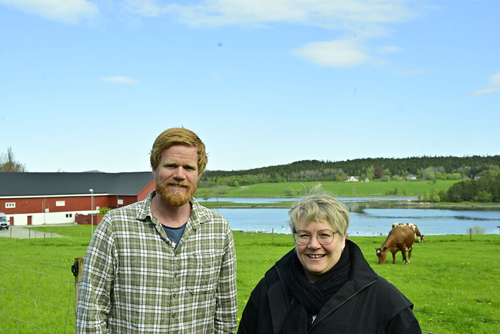 Mariann Hovin og Martin Gjøra oppfordrer til å søke på utdanningen.
 Foto: Synnøve Hanssen