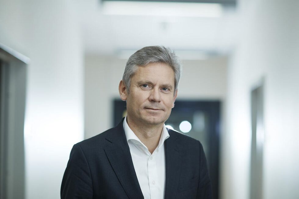 – Basert på innsikt fra vår database, trender i markedet og diskusjoner med en rekke industrieksperter, viser våre overordnede prognoser mer enn en dobling av globalt produksjonsvolum når vi teller 2040, det tilsvarer et produksjonsnivå på 5,8-6,6 millioner tonn i 2040, sier Eirik Moe, nordisk leder for Marine og Aquaculture i EY.