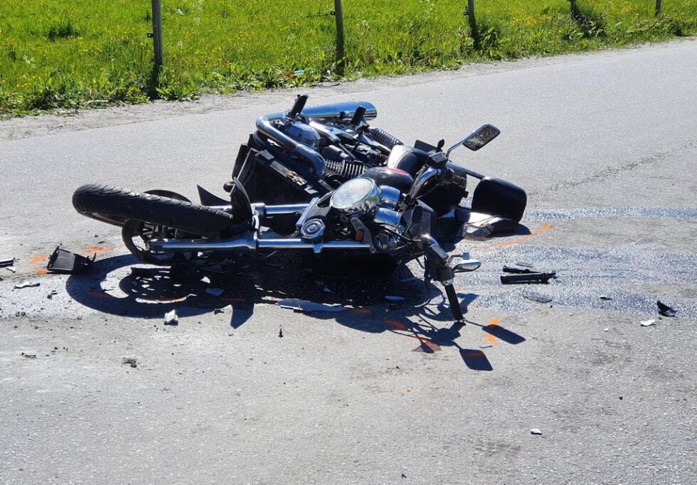 Ulykken mellom bil og motorsykkelen endte med at sjåføren av bilen ble dømt til 18 dagers betinget fengsel.
 Foto: Fredrik Haugerøy