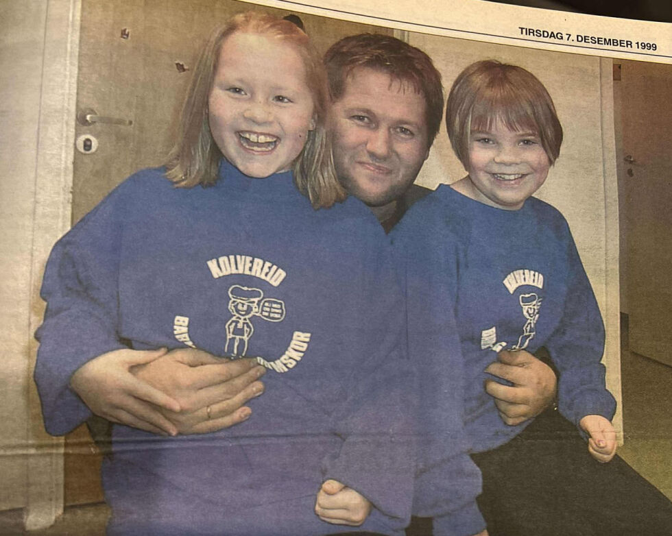 De to jentene fra Kolvereid syntes det var stor stas å få møte Bjarne Brøndbo.