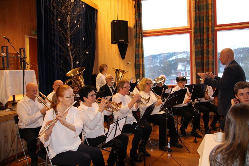 Foldereid hornmusikklag har julesanger på programmet under konserten i romjula.