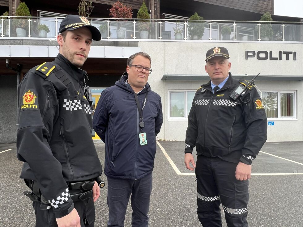Politikontakt Morten Halvorsen, politiadvokat Kjetil Bruland Sørensen og politioverbetjent Frithjof Pedersen er bekymret for ukulturen som har bredt seg i ATV-miljøet.