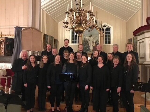 Namdal vokalensemble leverte en fantasisk konsert i Leka kirke.
 Foto: Mona Reppen