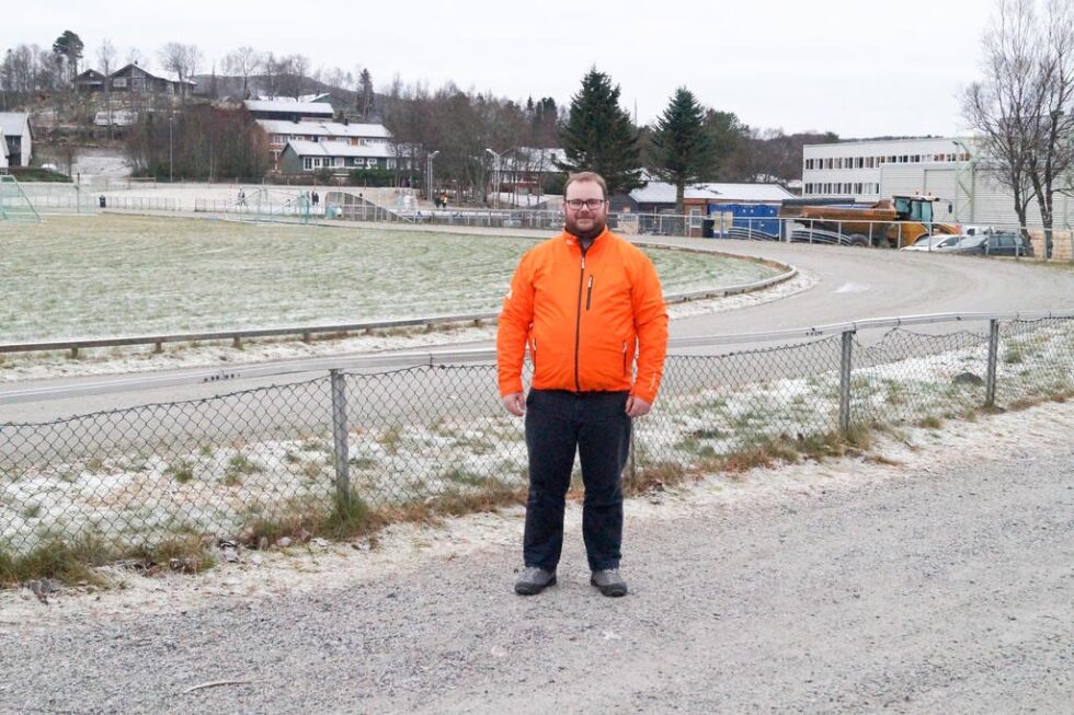 Anders Rohde tror området bak ham vil gi idretten mye glede i årene fremover. Nå jobber KIL for å få til gode løsninger for alle.