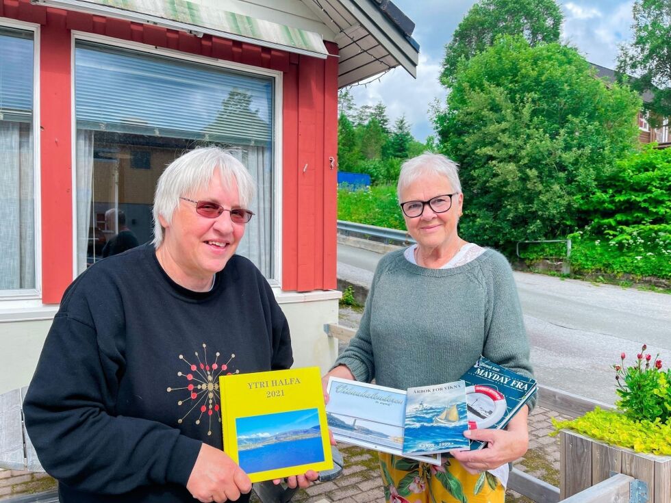 Brit Karin Theimann og Turid Møllersen er stolte ledere av Nærøy og Vikna Historielag, og kan konkludere med et godt samarbeid på tvers av foreningene.