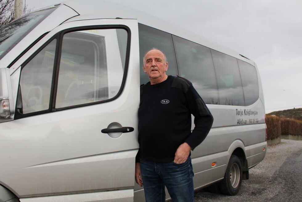 På onsdag ettermiddag utførte Terje Kristensen den siste turen med minibussen sin. Nå blir han pensjonist.