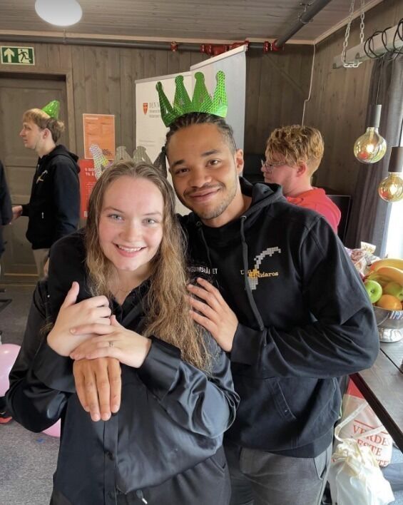 Den tidligere lederen av ungdomsrådet i Nidaros Bispedømme, Alan Akali fra Namsos er fornøyd med at Sofie tar hans plass.
Foto: Privat