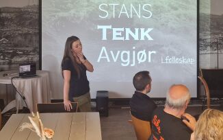 Leka ber om stans i kuttforslag