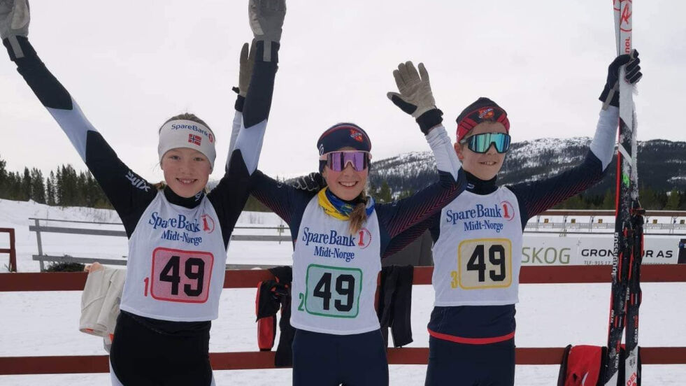Ingrid Reppen Rosenvinge, Kolvereid, Elise Nilsen, Terråk og Birk Nilsen Terråk gikk i klassen 13-14 år.
 Foto: Kil ski