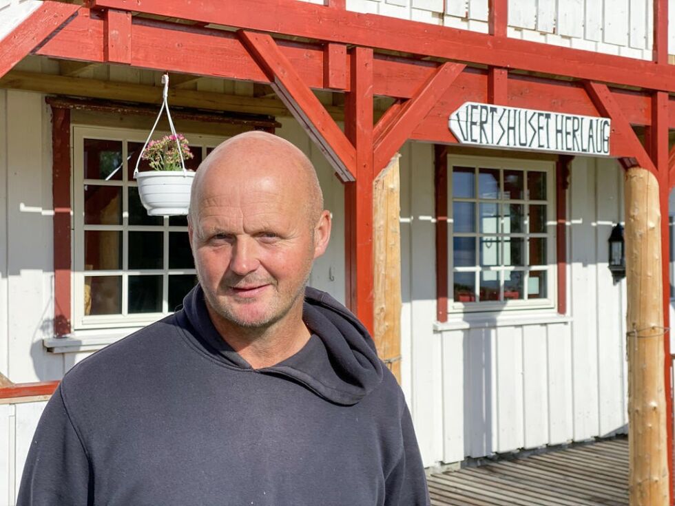 – Det var et riktig grep å gå bort fra servering til overnatting, sier Vidar Furre.