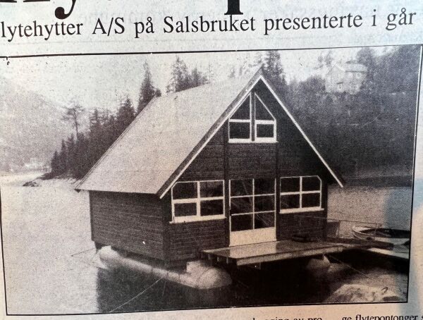 Bygde hytter på vannet
