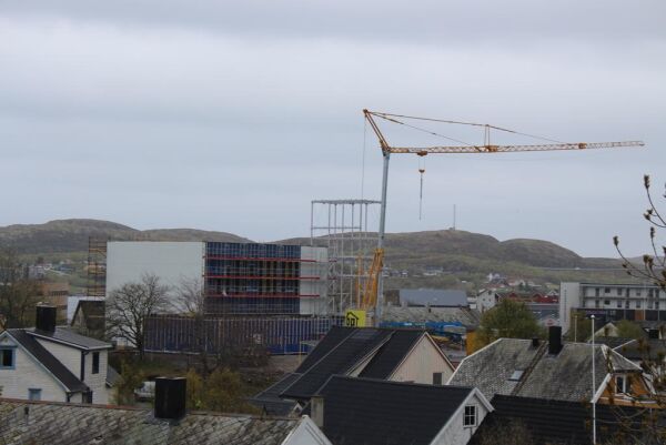Bygginga av  tårnet har startet