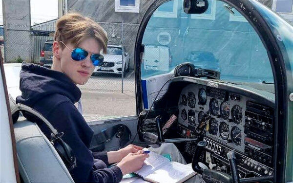 -Jeg må jo ha bil-lappen så jeg kommer meg til flyplassen