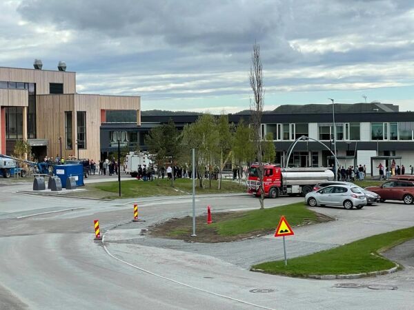 Brannutrykning til Kolvereid skole