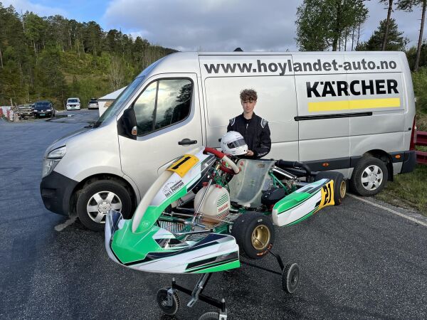 Joel debuterte i ny klasse