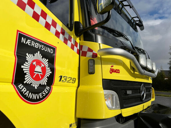 Fjøs brant ned til grunnen