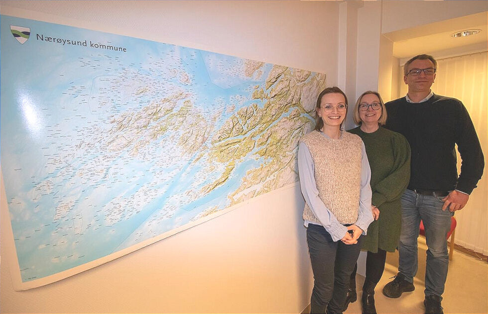 Eli Egge, Magny Grindvik Blikø og Terje Settenøy er klar for åtte informasjonsmøter om kommuneplanens arealdel i Nærøysund.
 Foto: Nærøysund kommune