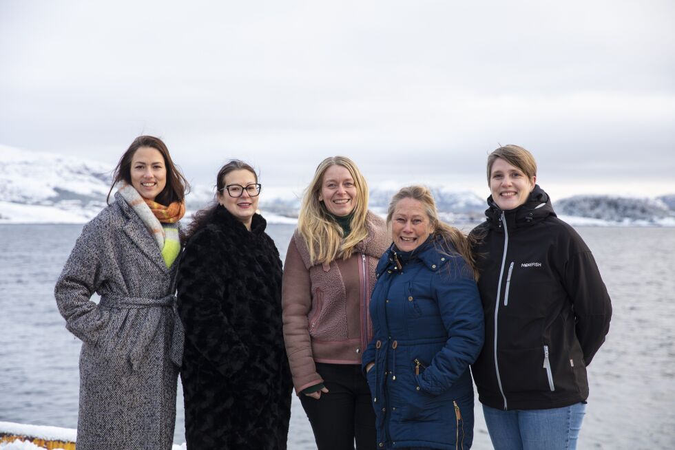Fra venstre: Kristin Haanshus fra Havbruksparken Midt-Norge – Andrea Nogva fra InnovArena – Benedicte Brubakken og Sølvi Nordin fra Blått Kompetansesenter – Ragnhild Inderberg Vestrum fra MoreFish.
 Foto: LYKT foto & film