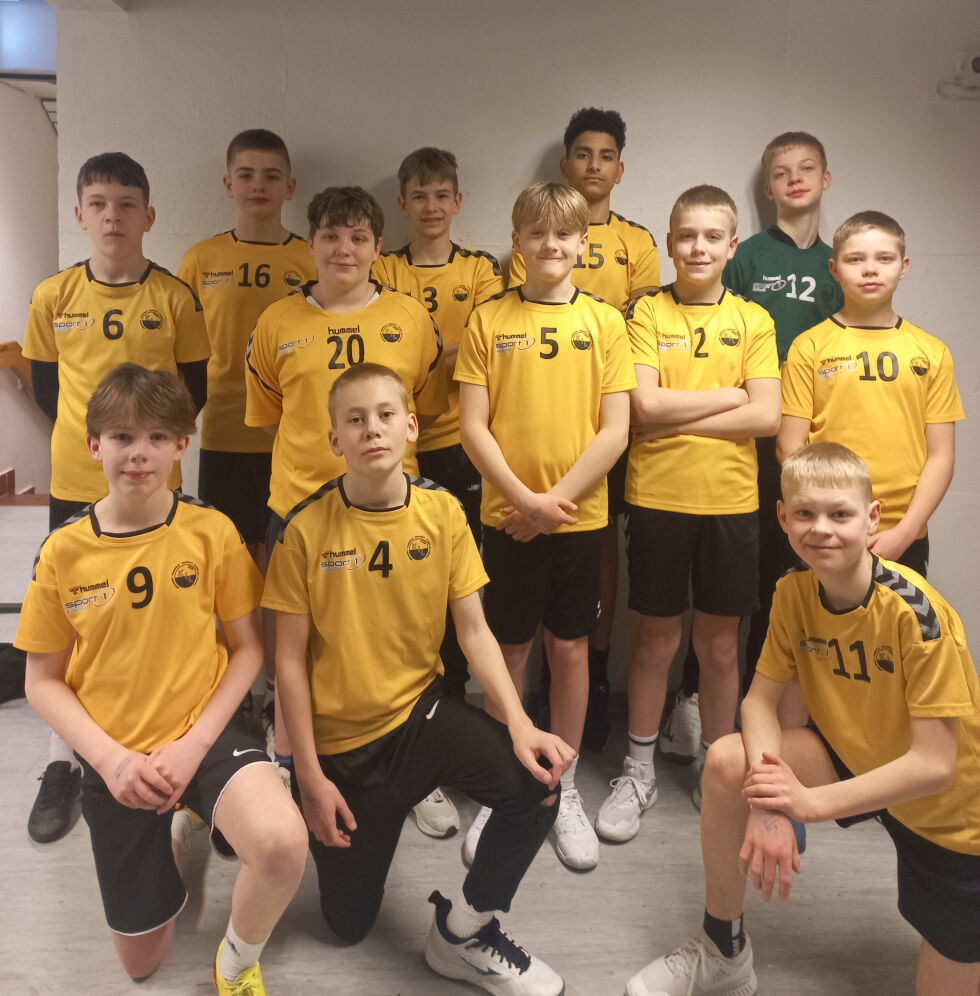 Bak fra v. Noah Lilleby, Radek Chwasta, Sef Abu Shela, Martin Aarsland
Rekke 2 fra v. Leander Kristiansen, Anton Shylov, Sander Røed Kristoffersen, Magnus Arnøy, Leander Fallmyr, 
Foran fra v. Brede Martinsen, Cornelius Øren, Albert Møllevik Finne
 Foto: Privat