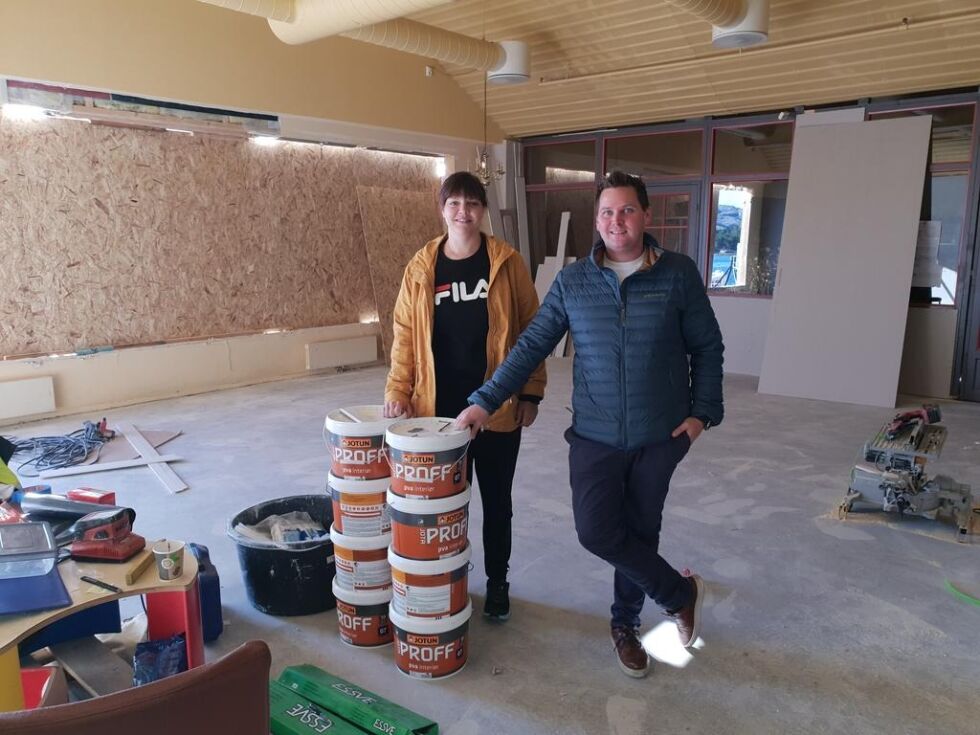 Sissel Williksen og Andreas Lauritz Sørensen står i bresjen for Utsikten café.