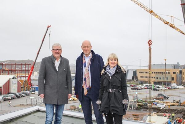 Kappahl og Hamstad kommer