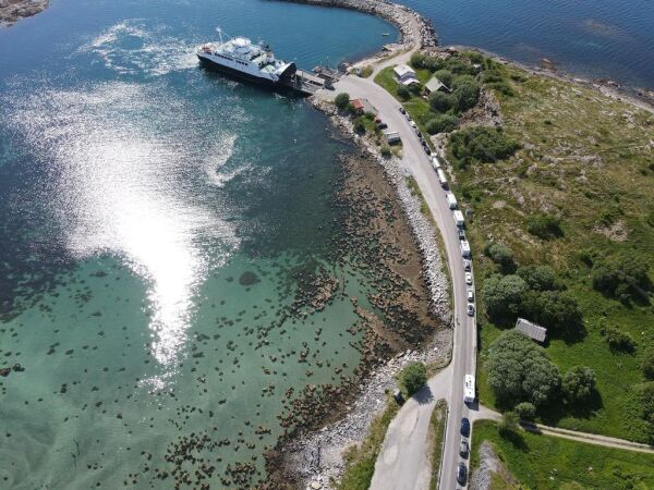 Lange køer på sambandet Holm - Vennesund
