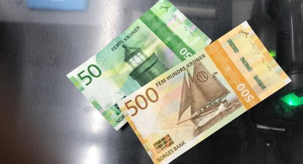 Kun nye 50- og 500kronesedler er gyldige etter 18.oktober