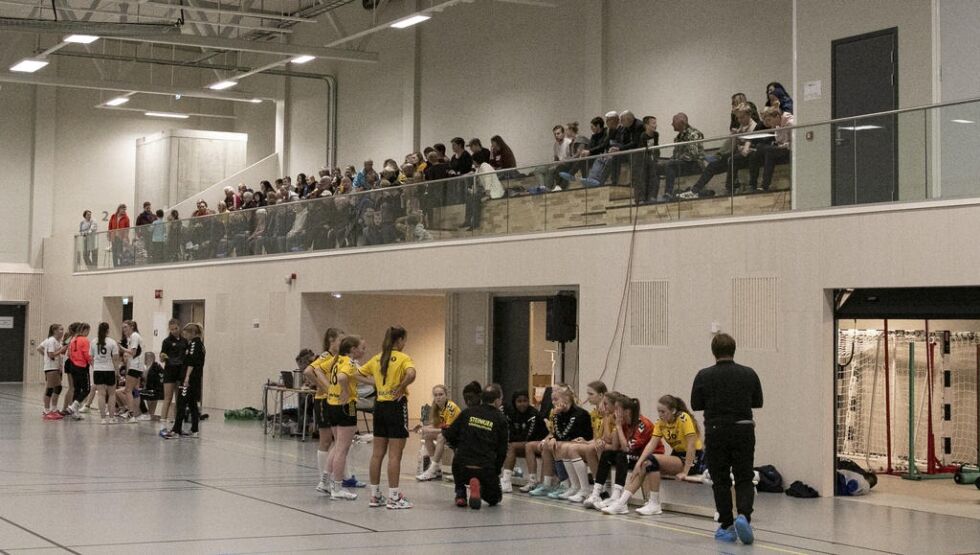 Det mange som velger å ta turen til håndballkamper i Bindal, og fortsetter dette kan Terråk bli en virkelig god håndballklubb i årene fremover.