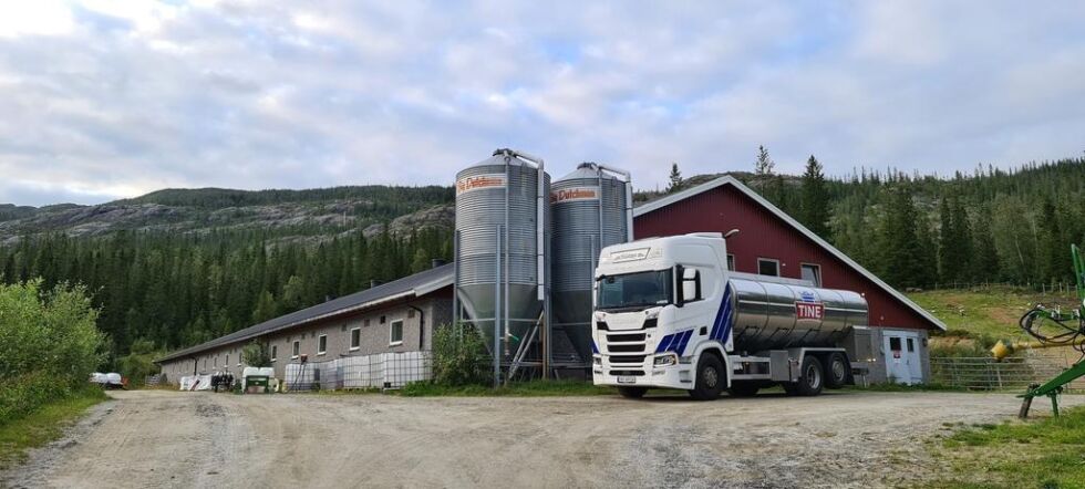 Dette gårdsbruket i Utskarpen het for Melkebarten Samdrift, og det var å regne som mitt andre hjem i fire år sier Marius.
 Foto: privat