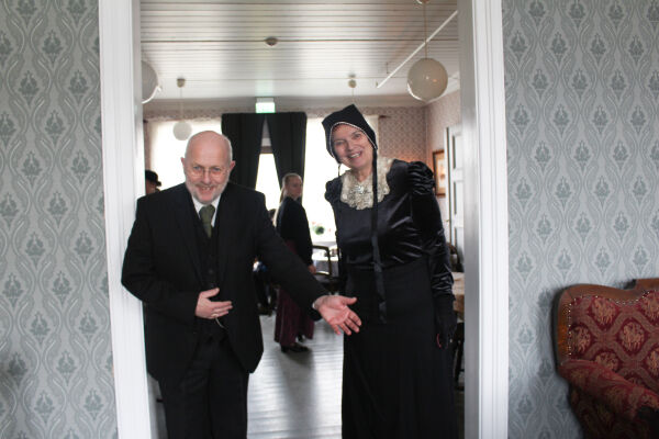 – Meningen er å gi et lite innblikk i livet i Berggården, men også livet generelt