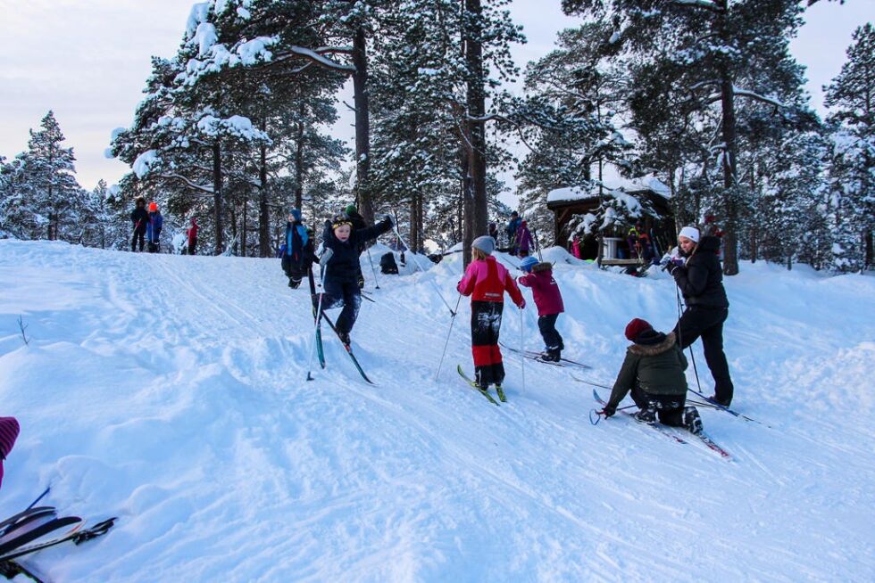 Mange hopp og mange fall ble det i løpet av dagen.