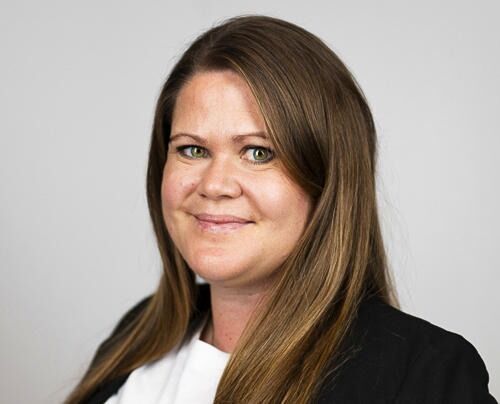 Sunniva Live Nicolaisen er glad for å kunne gi støtte til sommerjobber hos 11 bedrifter i Ytre Namdal.