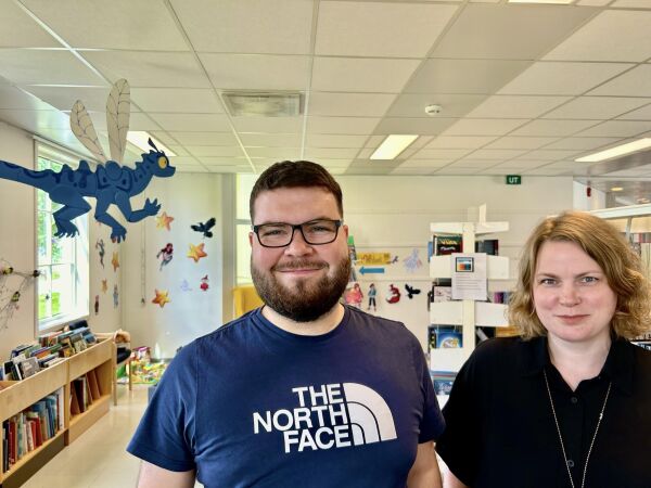 - Vi vil at folk skal se på biblioteket som et naturlig sted å møtes, ikke bare som et oppbevaringssted for bøker