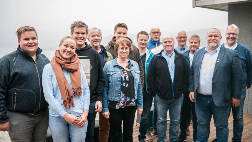Her er noen av de som var med under stiftelsesmøtet tidligere denne uken. Vikna og Nærøy Høyre har nå blitt til Nærøysund Høyre.