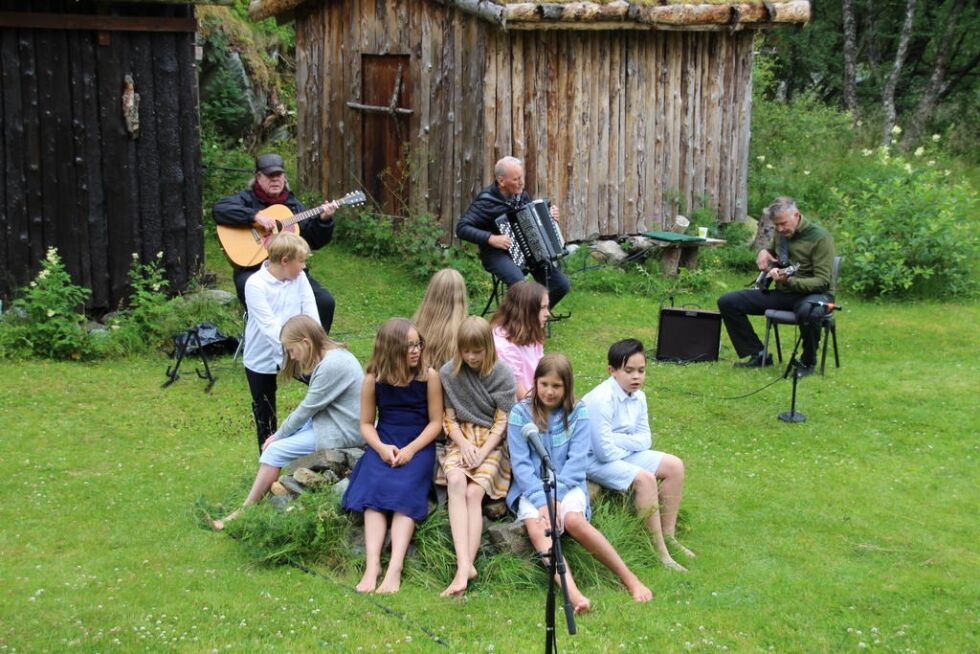 Husband og aktører fra «Ørnerovet».