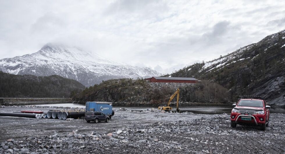 Innen 1. juni skal arbeidet med 90 mål industriareal være avsluttet. Fra området er det direkte sikt både mot Bindalssmolt, som vil viderføre sin produksjon, og landemerket Heilhornet (1.058 moh).