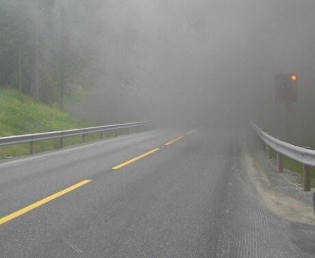 Røyk i tunnel. Illustrasjonsbilde Statens vegvesen.