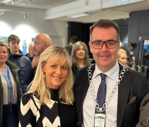 Åse fra Nærøysund utvidet sin gallerivirksomhet i Trondheim